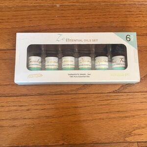 Brand new essential oil 6 pack set